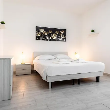 House Near Train Stationa/c Apartament Seriate