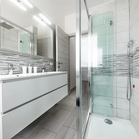 Apartment House Near Train Stationa/c Seriate